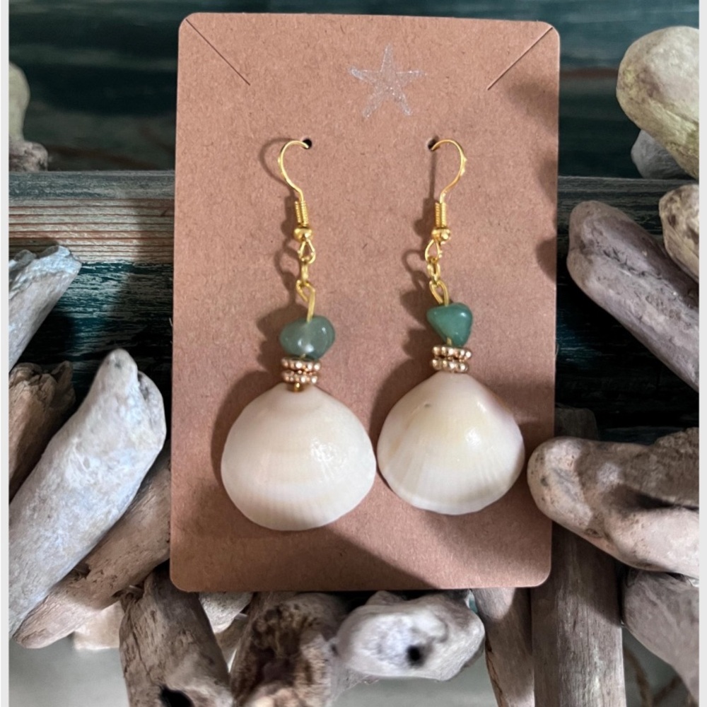 Elegant Handmade Gold and Cream Shell Earrings
